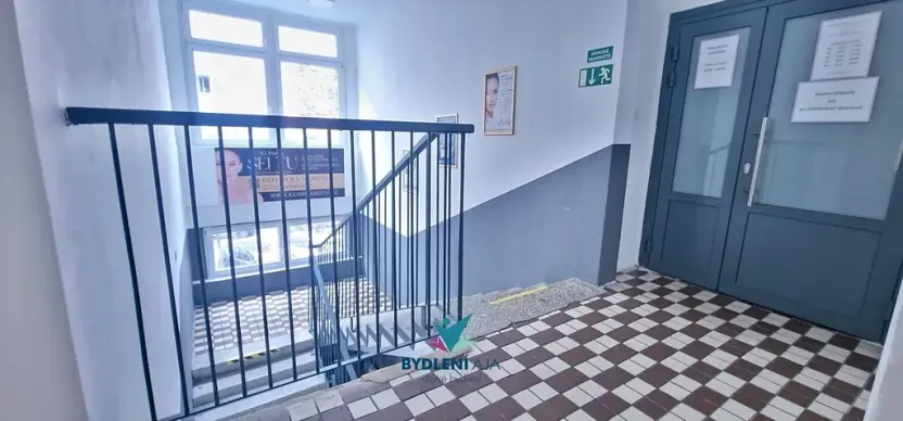 Pronájem ordinace, Teplice, Plynárenská, 90 m2