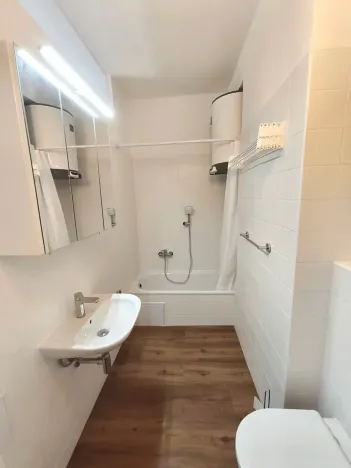 Pronájem bytu 1+kk, Praha - Vokovice, Na dlouhém lánu, 31 m2