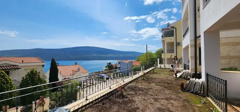 Prodej bytu 4+kk, Bijela, Černá Hora, 105 m2