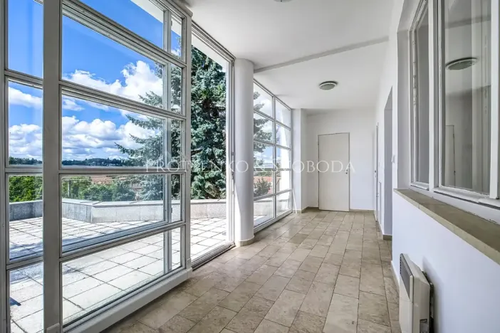 Prodej vily, Křižanov, Benešovo náměstí, 530 m2