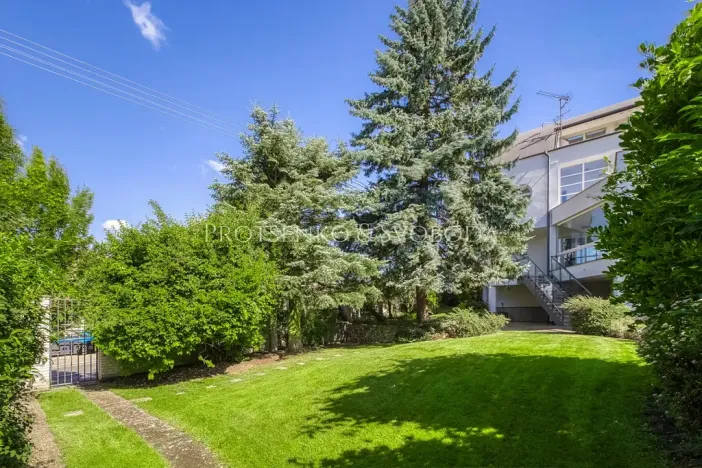 Prodej ordinace, Křižanov, Benešovo náměstí, 530 m2