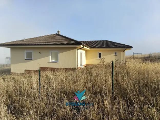 Prodej rodinného domu, Modlany, 150 m2