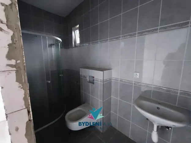 Prodej rodinného domu, Modlany, 150 m2