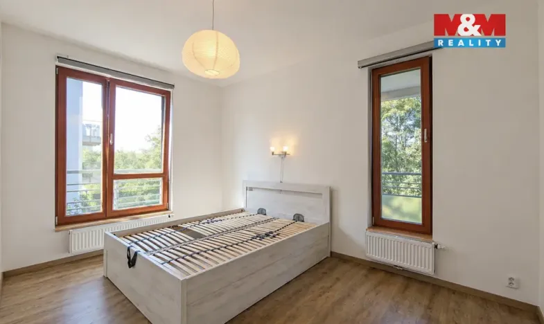 Pronájem bytu 3+kk, Praha - Vysočany, Jana Přibíka, 90 m2