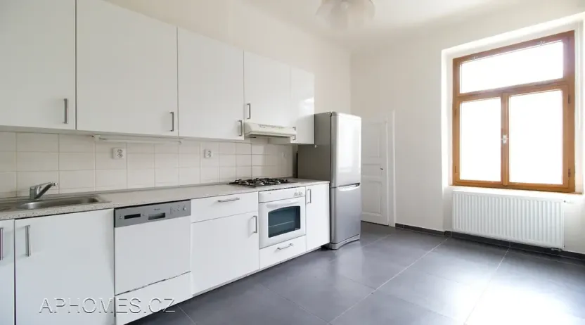 Pronájem bytu 3+1, Praha - Vinohrady, Slezská, 100 m2