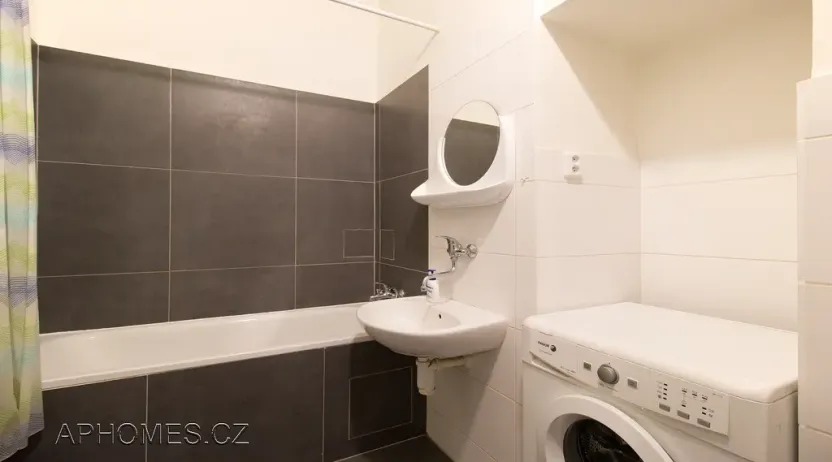 Pronájem bytu 3+1, Praha - Vinohrady, Slezská, 100 m2