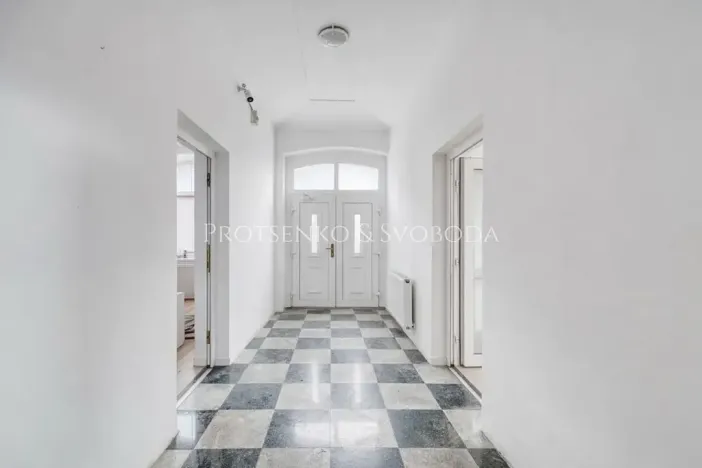 Prodej ubytování, Mělník, Českolipská, 418 m2