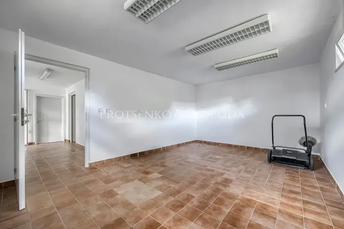 Prodej vícegeneračního domu, Křižanov, Benešovo náměstí, 530 m2