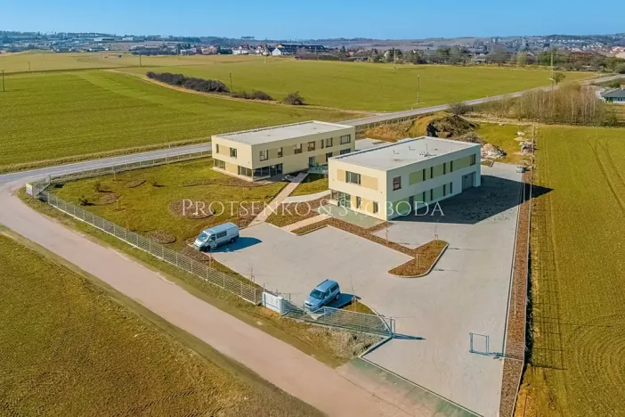 Pronájem kanceláře, Velká Bíteš, 937 m2