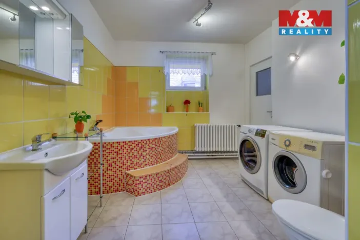 Prodej rodinného domu, Oplot, 140 m2