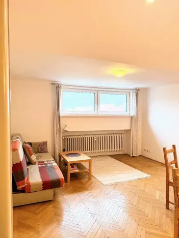 Prodej bytu 2+kk, Praha - Bubeneč, Lotyšská, 38 m2