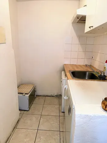 Prodej bytu 2+kk, Praha - Bubeneč, Lotyšská, 38 m2