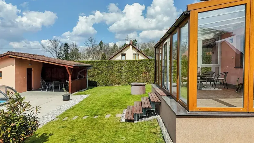 Prodej rodinného domu, Úsilné, 205 m2