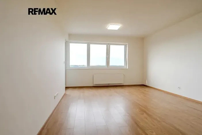 Pronájem bytu 2+kk, Praha - Kamýk, Zimova, 58 m2