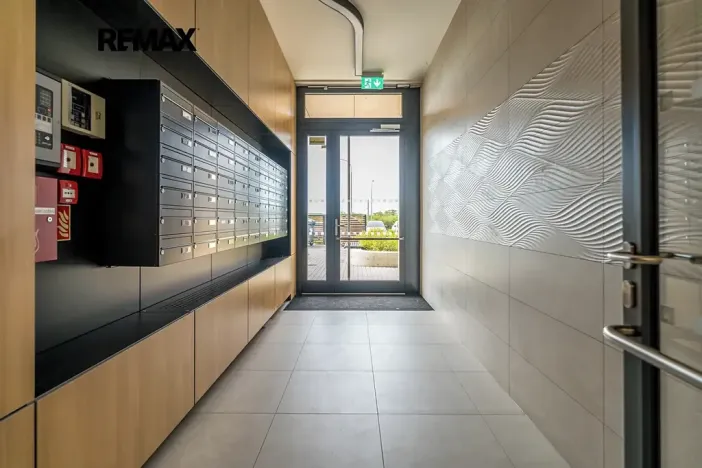 Pronájem bytu 2+kk, Praha - Kamýk, Zimova, 58 m2