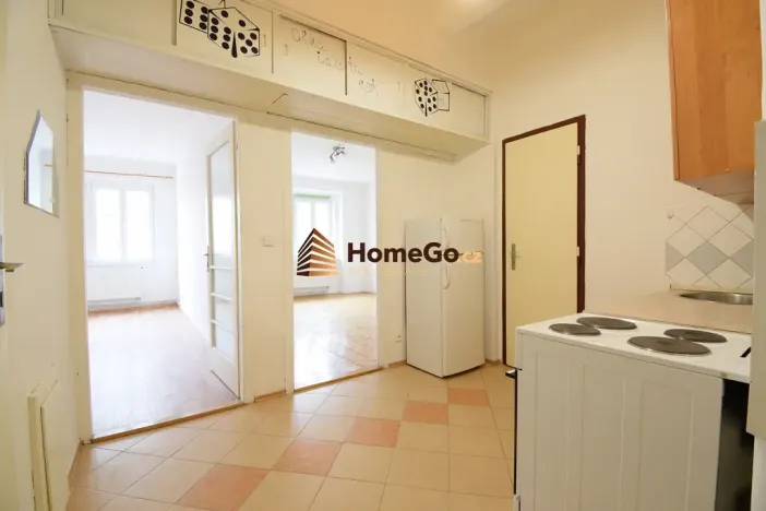 Pronájem bytu 2+1, Praha - Nusle, U gymnázia, 54 m2