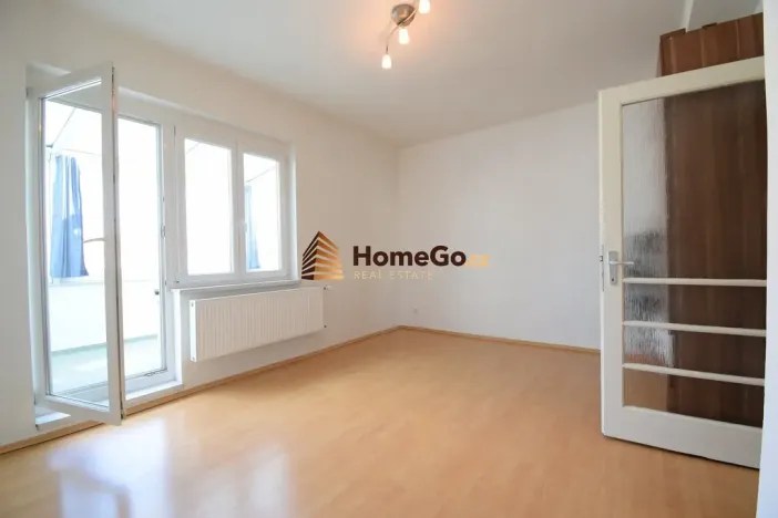 Pronájem bytu 2+kk, Praha - Nusle, U gymnázia, 47 m2