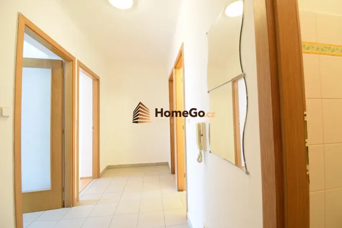 Pronájem bytu 1+kk, Praha - Troja, K Haltýři, 53 m2