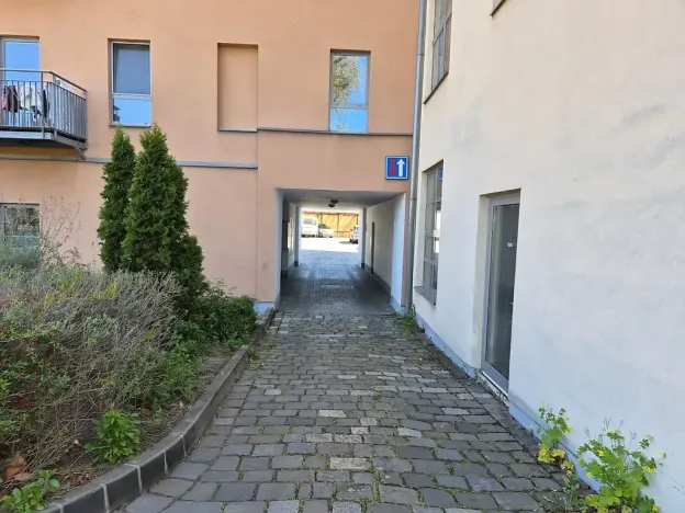 Pronájem garážového stání, Brno, Zábrdovická, 14 m2