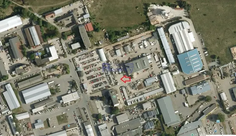 Pronájem komerčního pozemku, Hradec Králové, 1500 m2