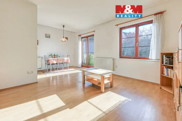 Prodej bytu 1+kk, Černošice, Komenského, 45 m2