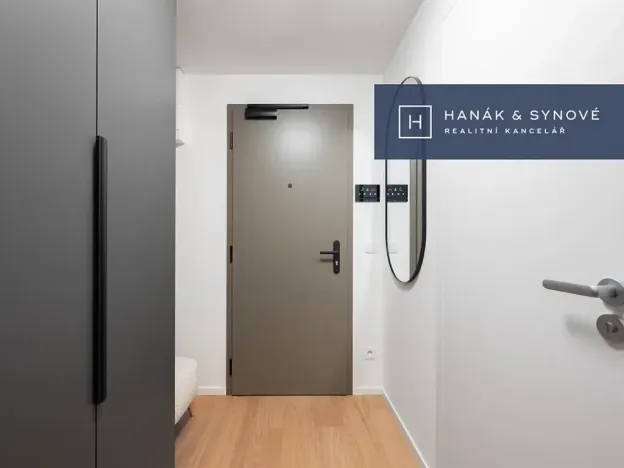 Pronájem bytu 1+kk, Brno, Bratislavská, 23 m2