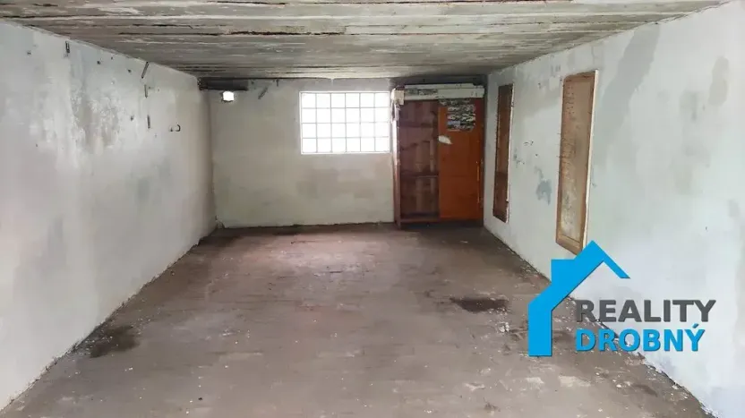 Prodej garáže, Hostomice, 30 m2