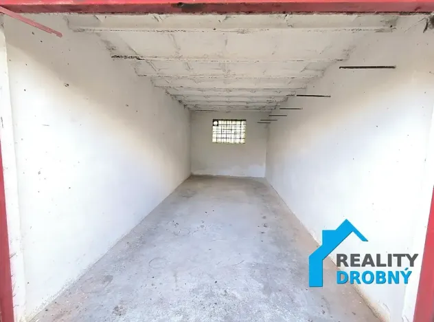 Prodej garáže, Kladruby, 21 m2