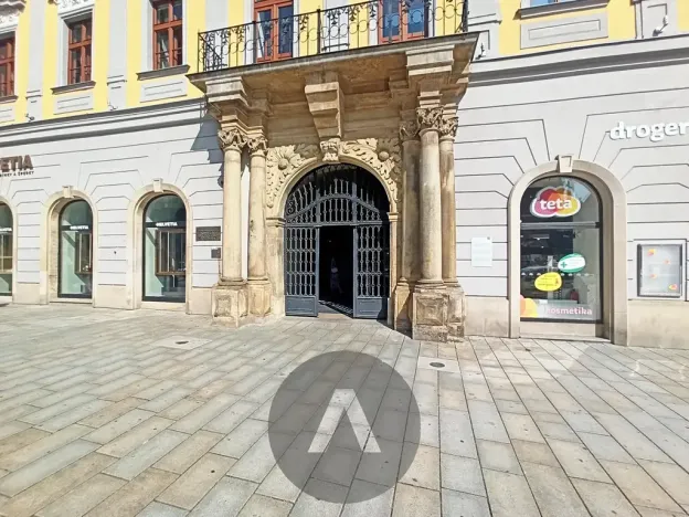 Pronájem kanceláře, Olomouc, Horní náměstí, 56 m2