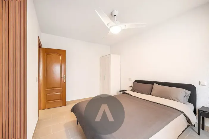 Prodej bytu 3+kk, Torrevieja, Španělsko, Calle Emil, 56 m2
