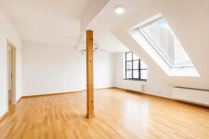 Pronájem bytu 2+kk, Praha - Karlín, Sokolovská, 90 m2