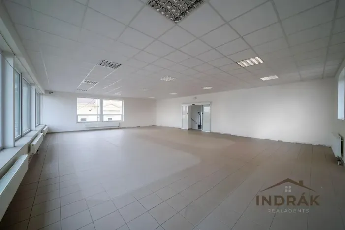 Prodej obchodního prostoru, Nový Jičín, Hřbitovní, 726 m2