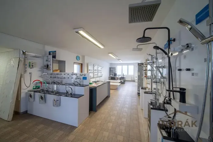 Prodej obchodního prostoru, Nový Jičín, Hřbitovní, 726 m2