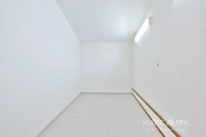 Prodej rodinného domu, Kamenice nad Lipou, Dobšova, 270 m2