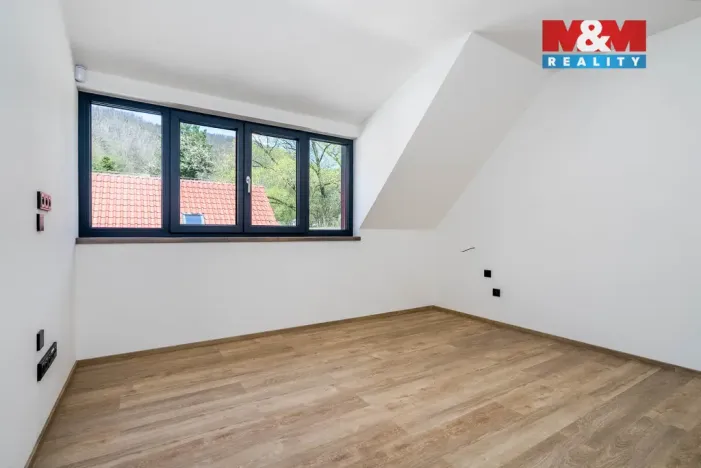 Prodej rodinného domu, Beroun, V Lukách, 144 m2