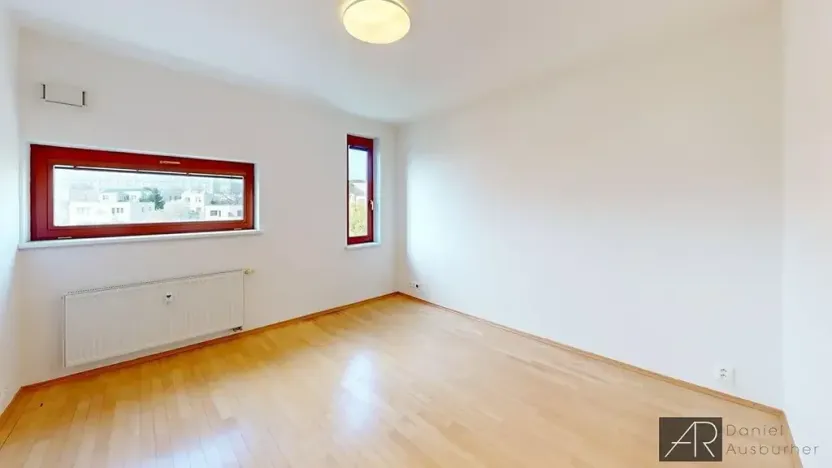 Pronájem bytu 3+kk, Praha - Podolí, Jeremenkova, 84 m2