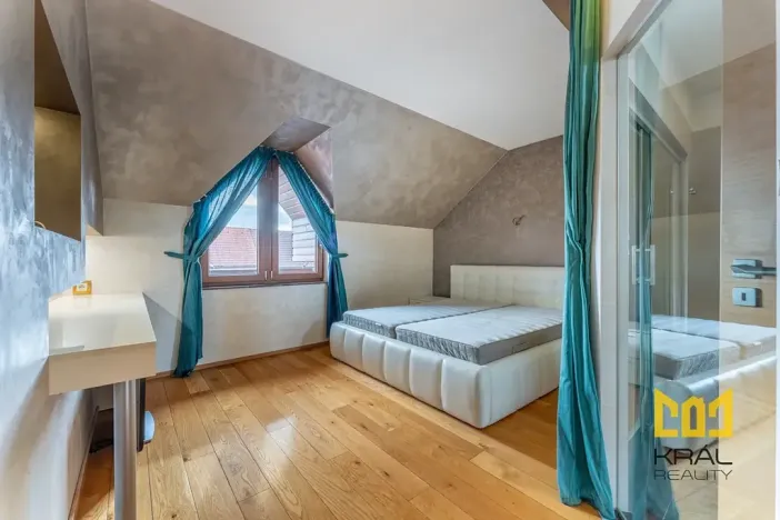 Pronájem bytu 3+kk, Praha - Horní Počernice, Náchodská, 91 m2