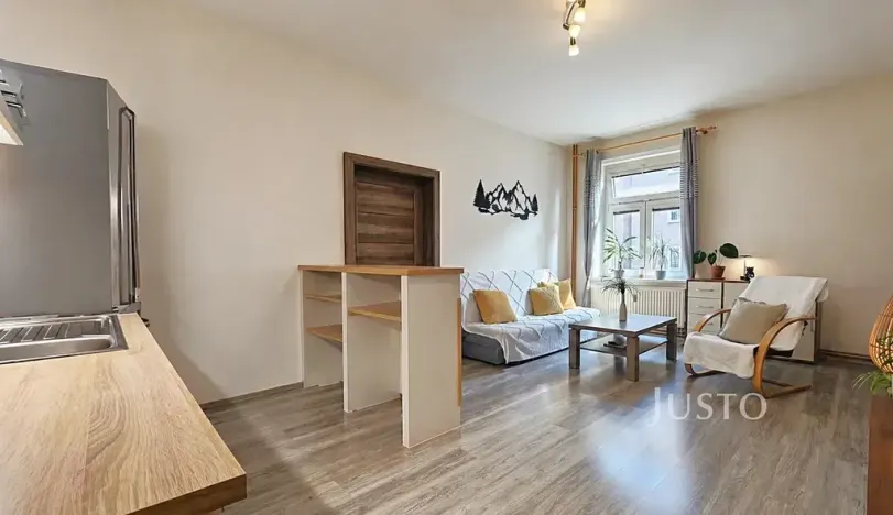 Prodej bytu 2+kk, Písek, Kollárova, 59 m2