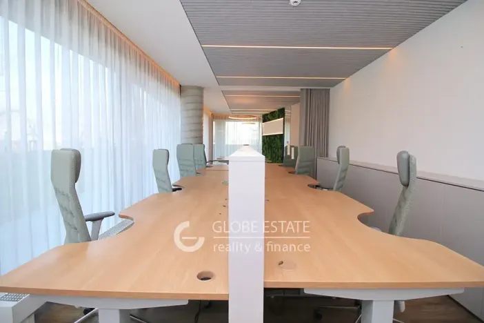 Prodej kanceláře, Praha - Karlín, 128 m2