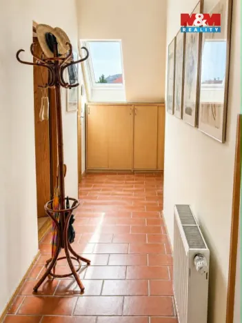 Pronájem kanceláře, Praha - Břevnov, Na rovni, 100 m2