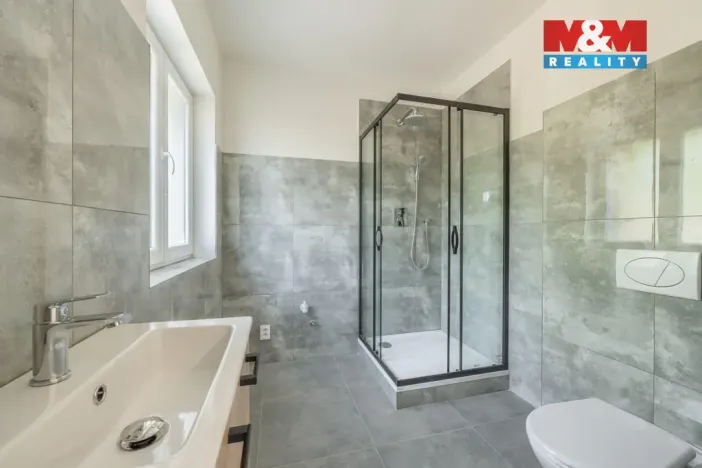 Prodej bytu 4+kk, Králův Dvůr, 97 m2