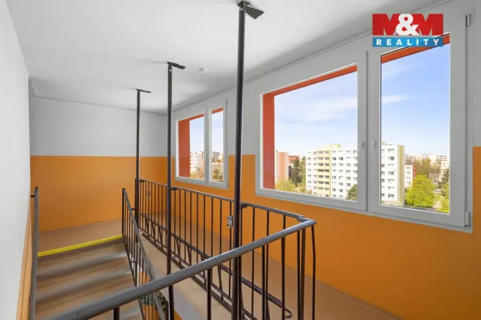 Prodej bytu 2+kk, Kladno - Kročehlavy, Na růžovém poli, 40 m2