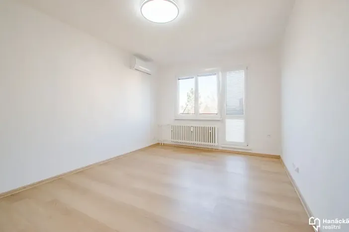 Pronájem bytu 1+1, Olomouc, Fragnerova, 38 m2