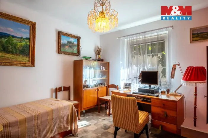 Prodej rodinného domu, Hajany, 285 m2