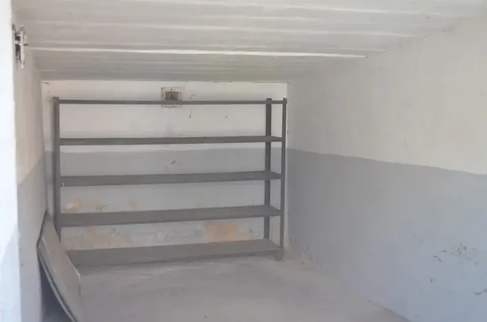 Prodej garáže, Praha, Závišova, 14 m2