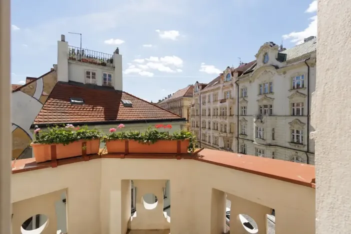 Pronájem bytu 2+1, Praha - Nové Město, Na Zderaze, 86 m2