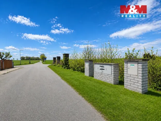 Prodej pozemku pro bydlení, Dřevčice, 4973 m2