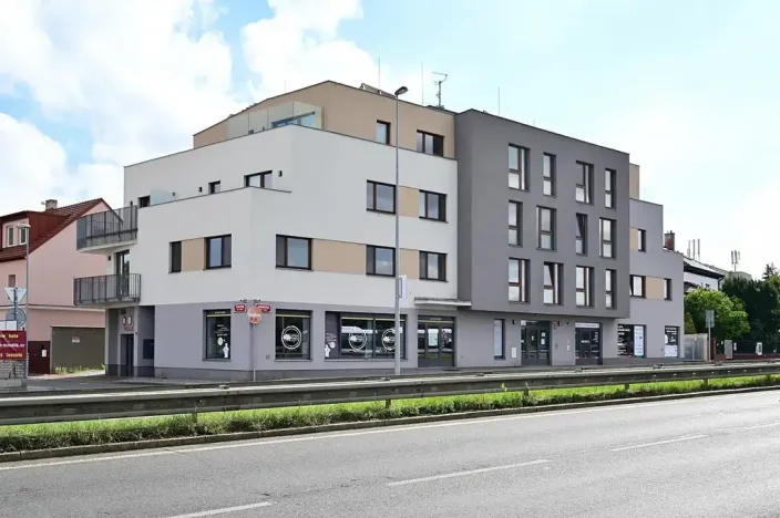 Pronájem bytu 1+kk, Praha - Liboc, Evropská, 51 m2