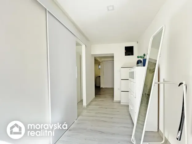 Pronájem bytu 2+kk, Brno, Živného, 34 m2