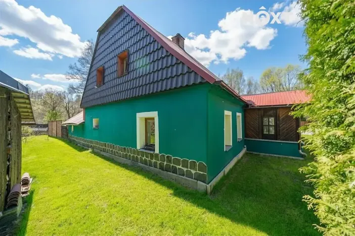 Prodej rodinného domu, Huzová, 170 m2